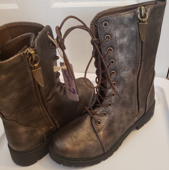 Seven7 Brand Boots - Picture 1 of 7